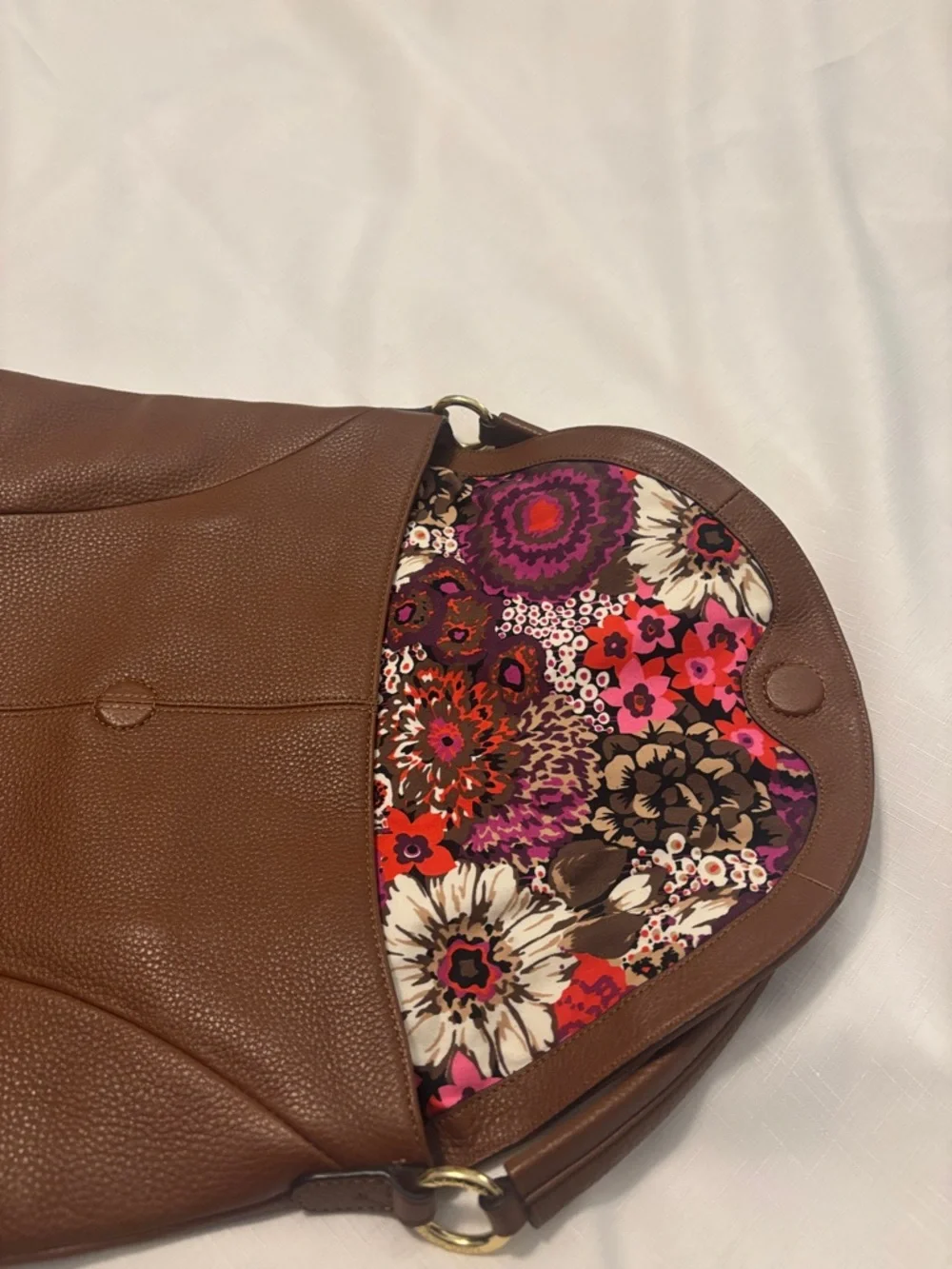 Vera Bradley Tan Pebbled 100% Leather Shoulder Hobo Floral interior desert boho